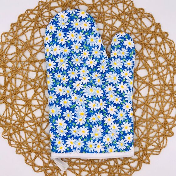 Handmade Potholder, Mitt, Finger Hotpad Set, Gift  Set, Blue Daisy Print - Picture 9 of 11